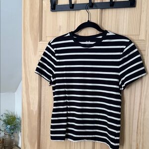 GAP Monochrome Striped Knit Top